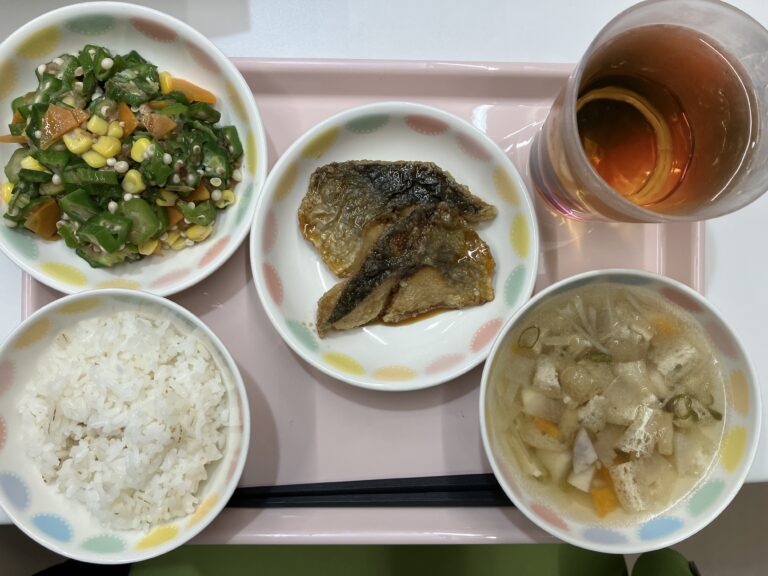 今日の給食2024.4.25