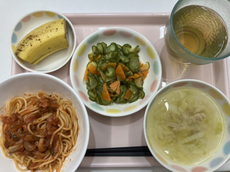 今日の給食2024.10.12