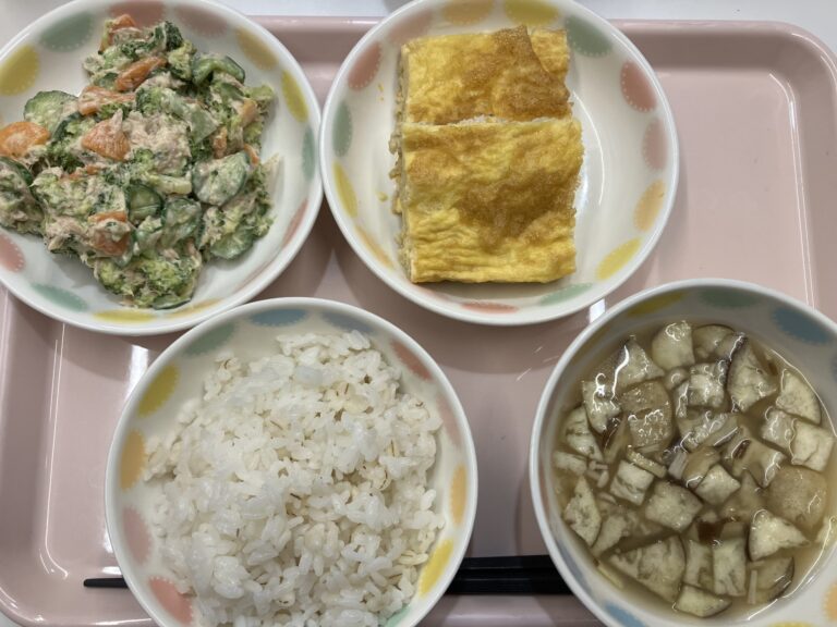 今日の給食2024.10.21