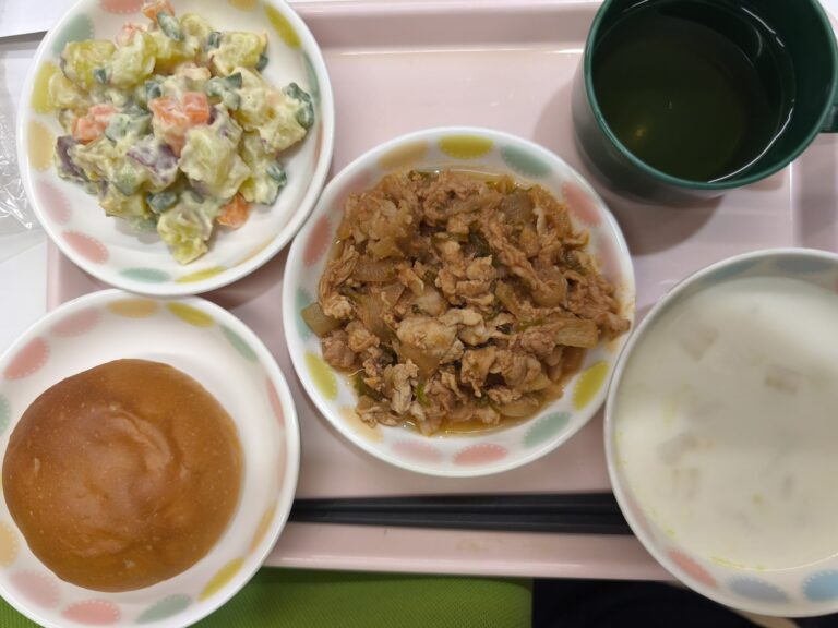 今日の給食（2025/11/26）